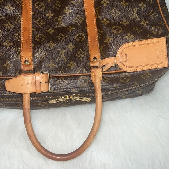 Louis Vuitton Sirius travel includes dust bag + 2 more accessories - tag name. - Picture 9 of 15